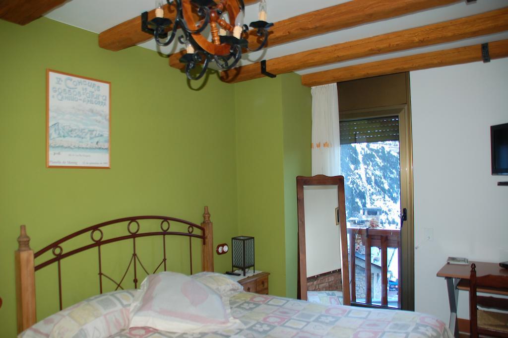 Casa Rural Restaurant Borda Patxeta Canillo Habitación foto